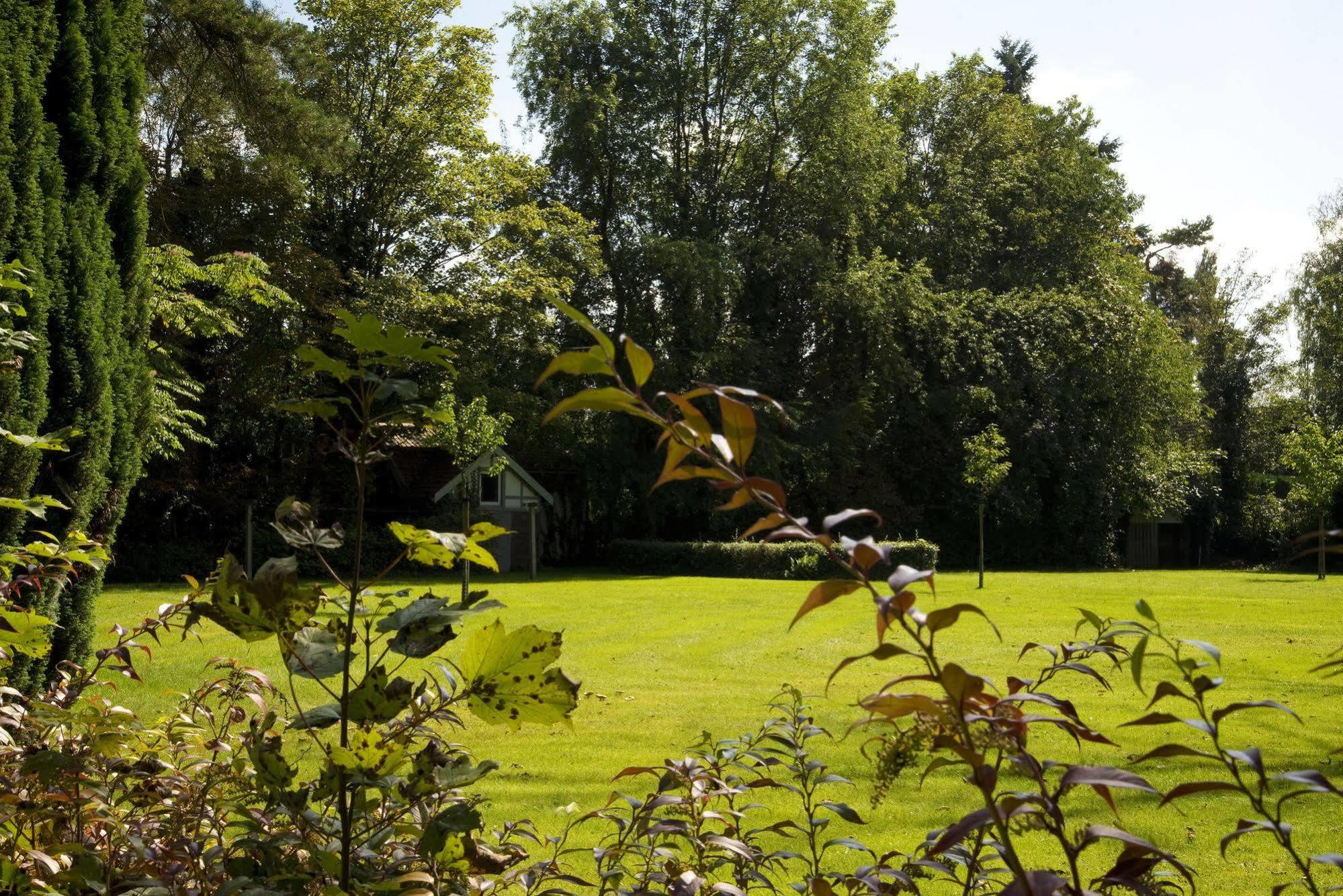 B&B Bloemenweelde Genk Exterior photo